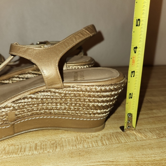 STUART WEITZMAN Metallic Gold Leather Wedge Heels with Platform, size 7M - Picture 13 of 13